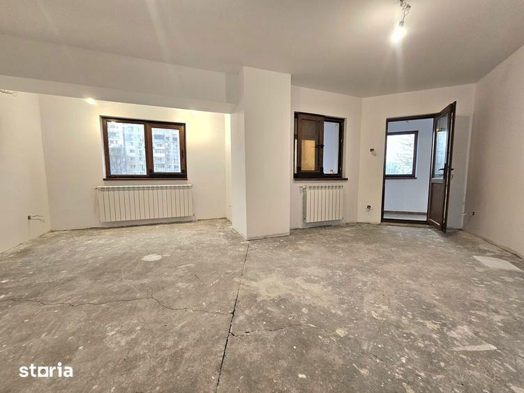Apartament cu 3 camere decomandat, mobilat în Tomis Nord