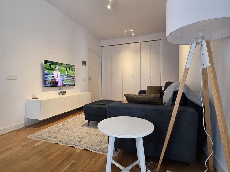 Apartament cu 2 camere decomandat, mobilat în Pipera