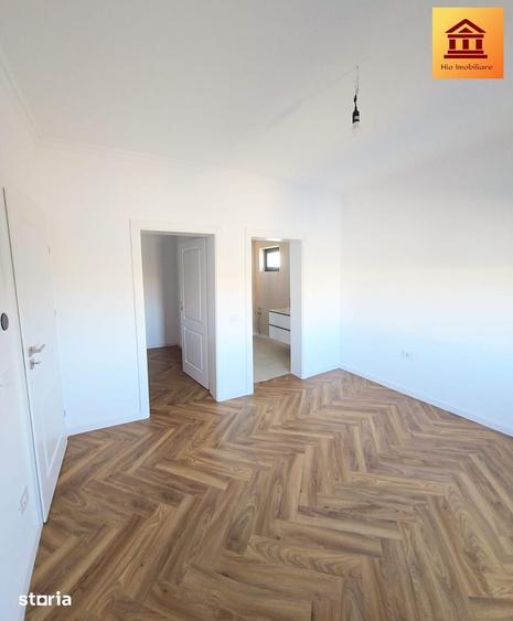Casă cu 4 camere cu Teren 455 Mp în Vladimirescu