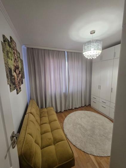 Apartament cu 4 camere în City Park Mall