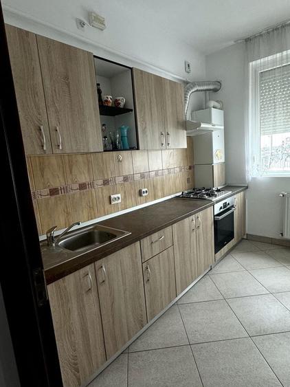 Inchiriez apartament 2 camere Ared Uta - 3