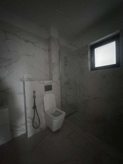 Apartament cu 3 camere decomandat în Nord