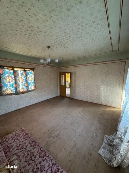 Casă cu 3 camere în Satu Nou de Jos