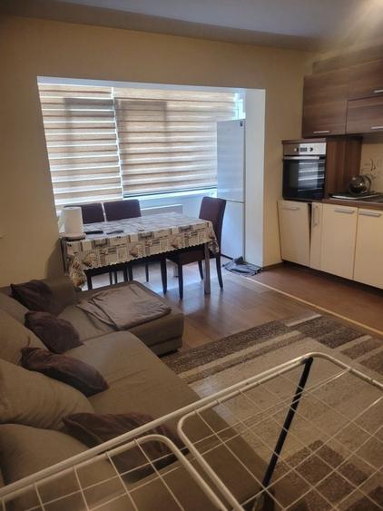 Apartament cu 2 camere decomandat în Exterior Vest