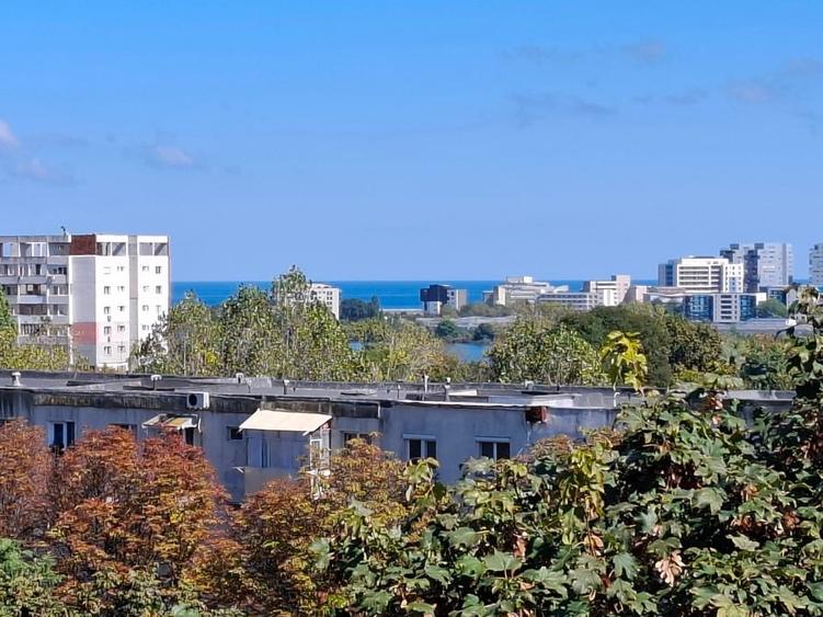 Apartament cu 2 camere semidecomandat în Tomis Nord