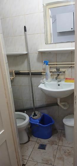 Garsonieră decomandată în Central
