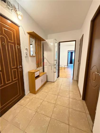 Apartament 3 camere semidecomandat, Podu Ros - Titu Maiorescu - 1