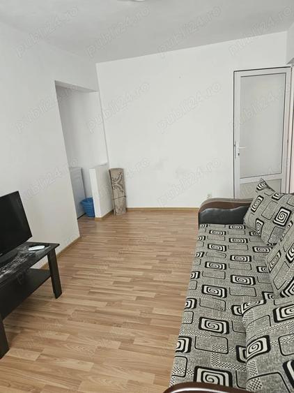 Apartament cu 2 camere semidecomandat în Petros