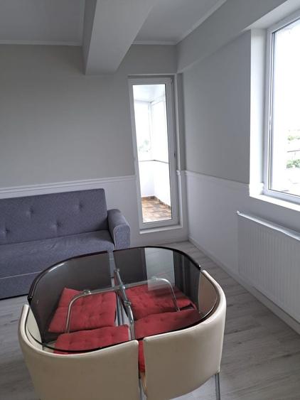 Apartament cu 2 camere decomandat în Domnești