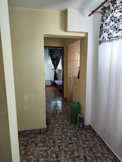 Apartament cu 2 camere decomandat în Berceni