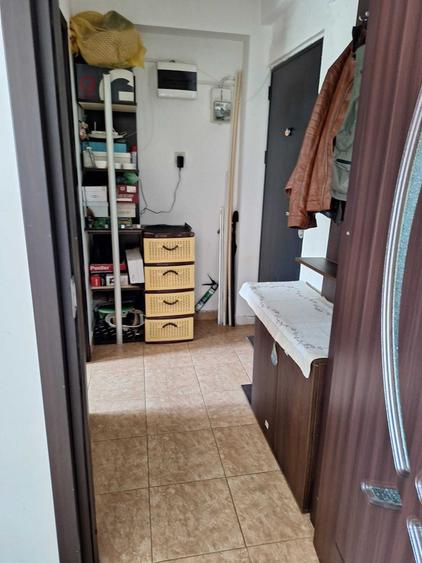 Apartament cu 2 camere semidecomandat în Sud
