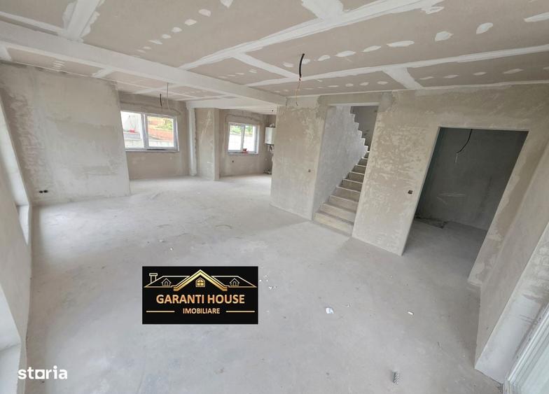 Casă cu 4 camere cu Teren 550 Mp în Valea Borcutului