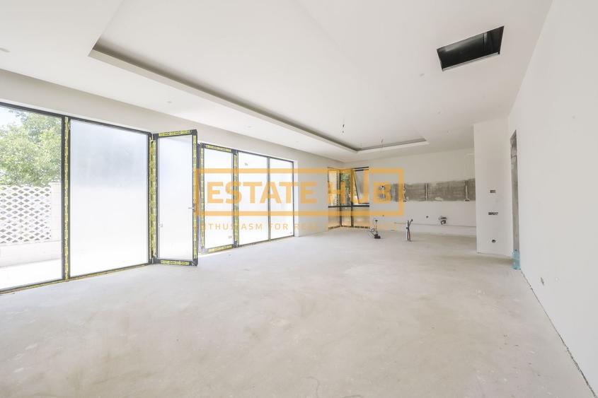 Casă individuală cu 4 camere cu Piscina în Borhanci