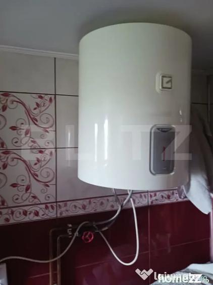 Casă cu 2 camere cu Teren 3800 Mp în Central