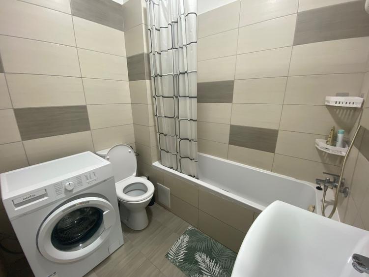 Apartament cu 2 camere decomandat în Metalurgiei