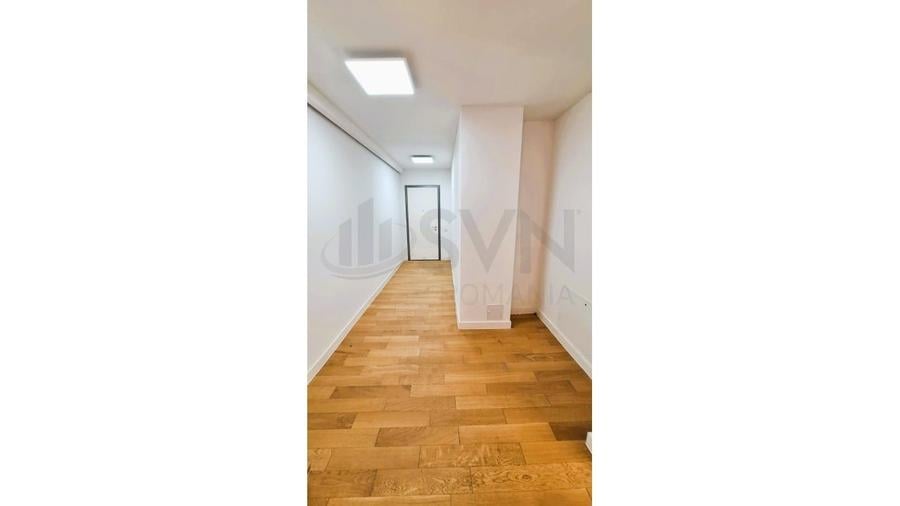 Apartament cu 4 camere decomandat în Centrul Civic