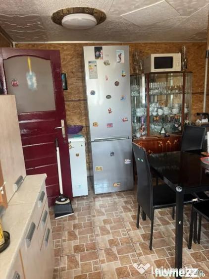 Casă cu 3 camere cu Teren 821 Mp în Central