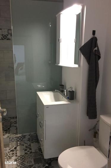 Apartament cu 2 camere decomandat în Pârneava