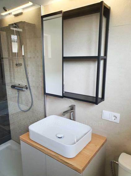 Apartament cu 2 camere nedecomandat, mobilat în 1 Mai