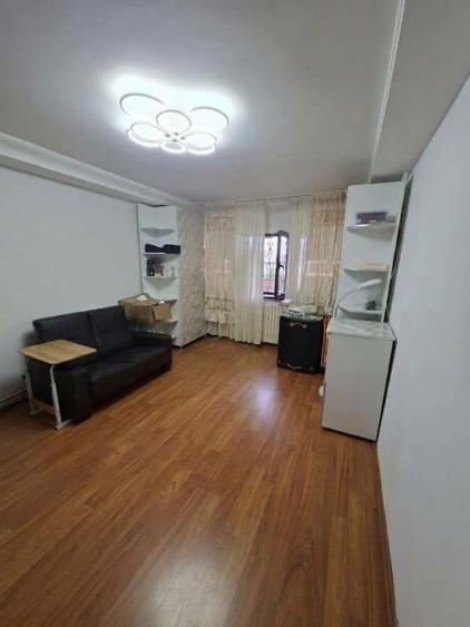 Apartament cu 3 camere decomandat, mobilat în Brazda lui Novac