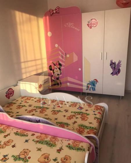 Casă cu 4 camere cu Canalizare în Dâmbul Rotund