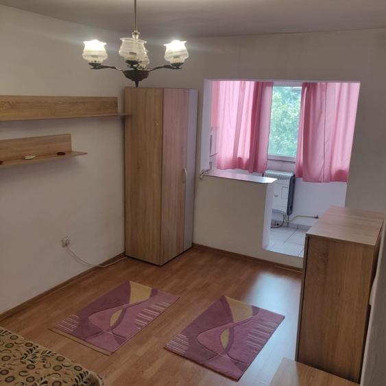 Garsonieră semidecomandată în Hipodrom