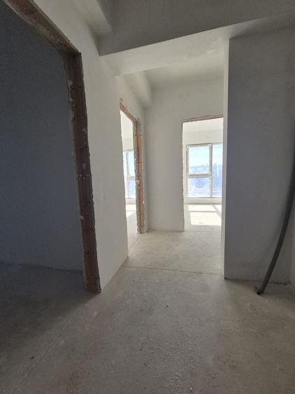 Apartament cu 3 camere decomandat în Theodor Pallady