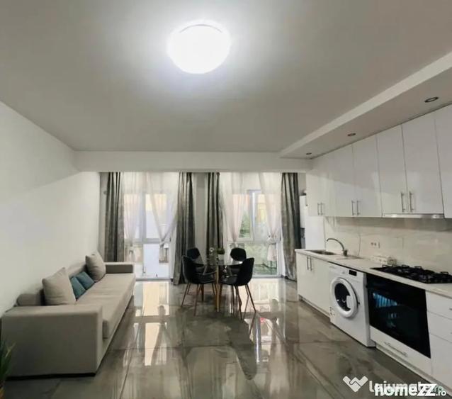 Apartament cu 2 camere semidecomandat în Rădăuți