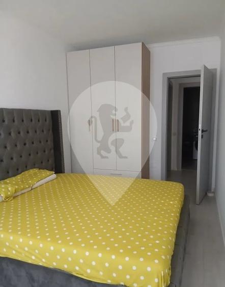Apartament cu 3 camere decomandat în Triaj