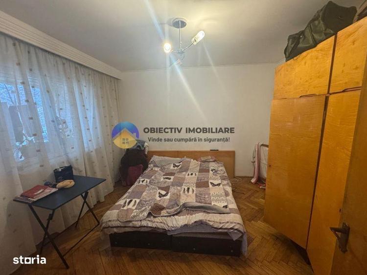 Apartament cu 4 camere semidecomandat în Nord