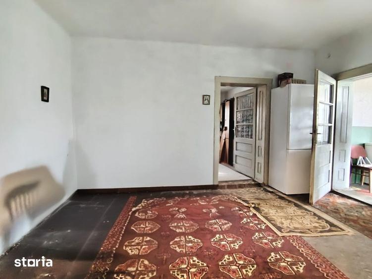 Casă cu 3 camere cu Teren 2571 Mp în Bonț