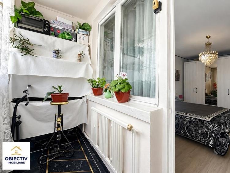 Apartament cu 3 camere semidecomandat în Central