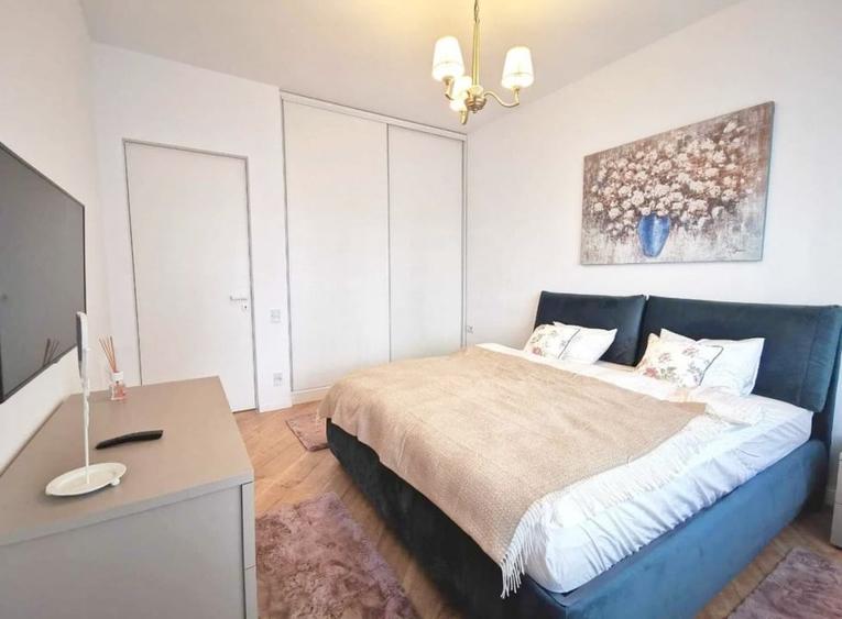 Apartament cu 2 camere decomandat, mobilat în Pipera