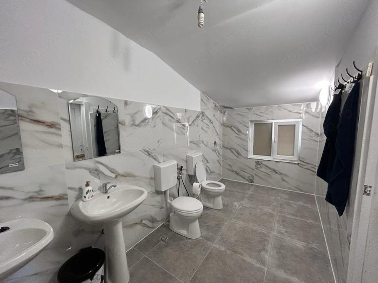 Spațiu comercial, de 140 mp, în Subcetate
