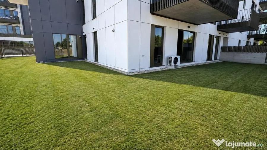 Apartament cu 2 camere decomandat în Băneasa