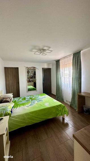Casă cu 4 camere cu Teren 618 Mp în Dumbrăvița