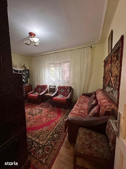 Casă cu 4 camere cu Teren 620 Mp în Central