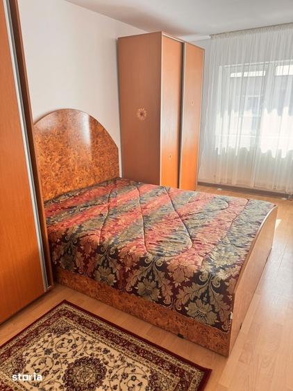 Apartament cu 4 camere decomandat în Unirii Sud