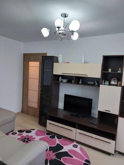 Apartament cu 2 camere nedecomandat în Central