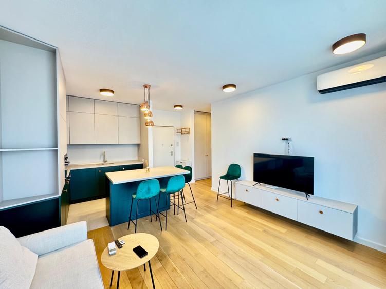 Apartament cu 2 camere semidecomandat, mobilat în Timpuri Noi