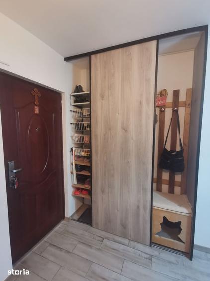 Apartament cu 3 camere în Rahova