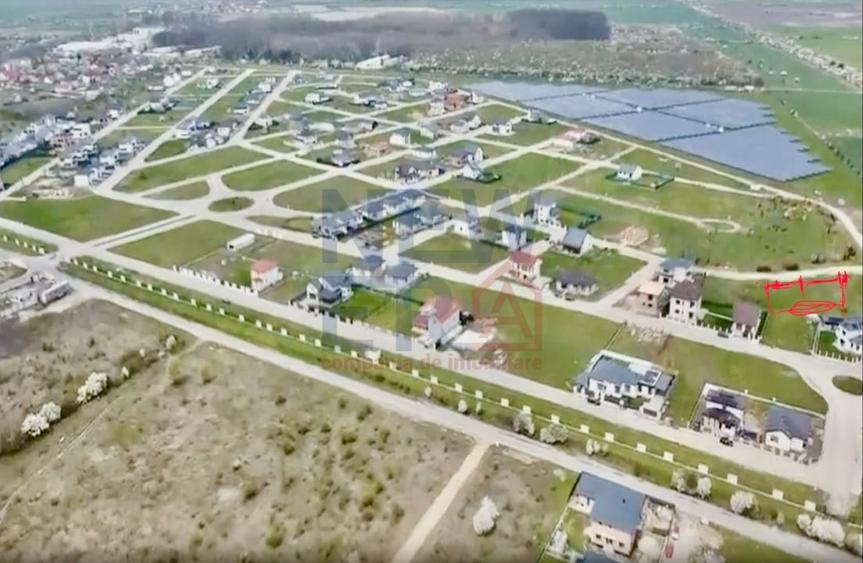 Teren Construcții intravilan de 589 mp, în Gulia