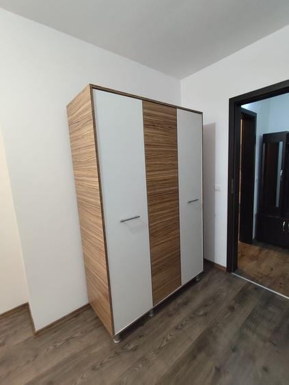Apartament cu 2 camere semidecomandat în Turnișor