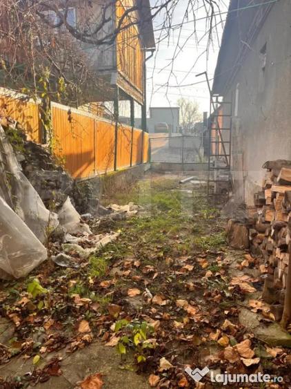 Casă cu 3 camere cu Teren 461 Mp în Central