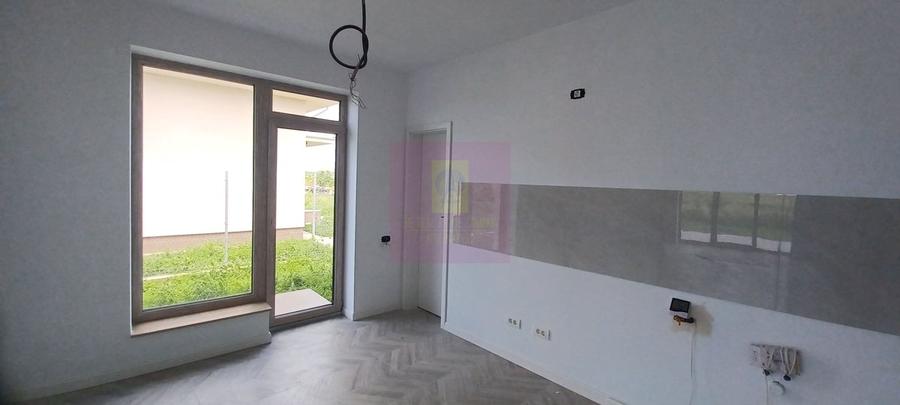 Casă cu 4 camere cu Teren 514 Mp în Nord
