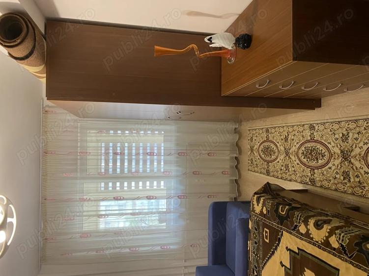 Apartament cu 3 camere decomandat în Morarilor