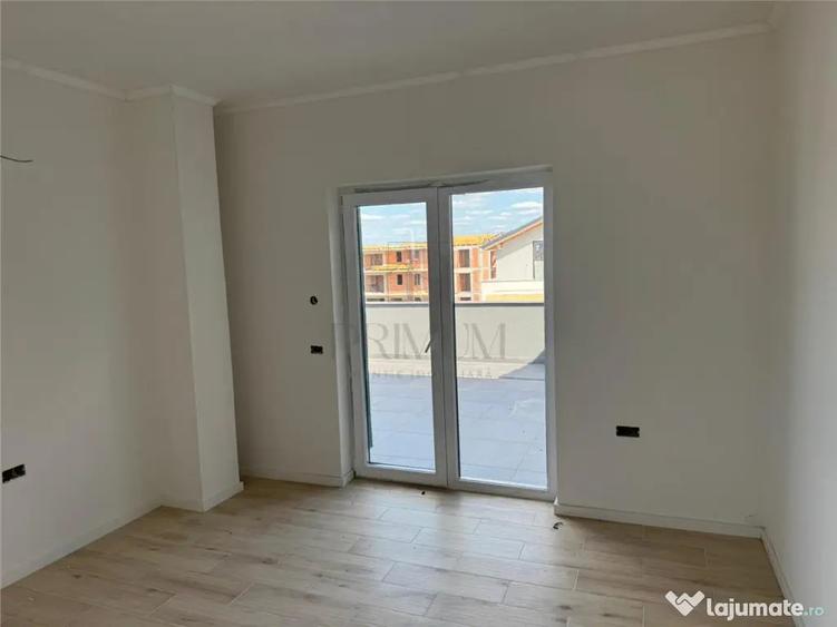 Apartament cu 4 camere decomandat în Giroc