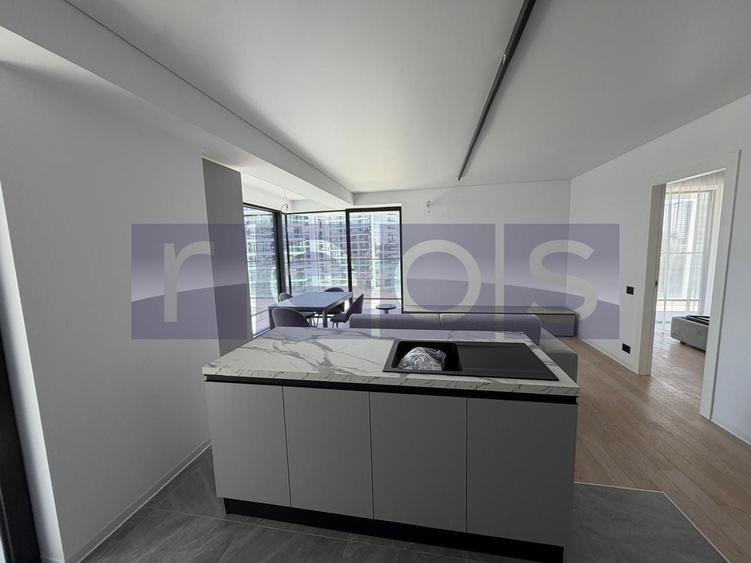 Apartament cu 3 camere decomandat, mobilat în Barbu Văcărescu
