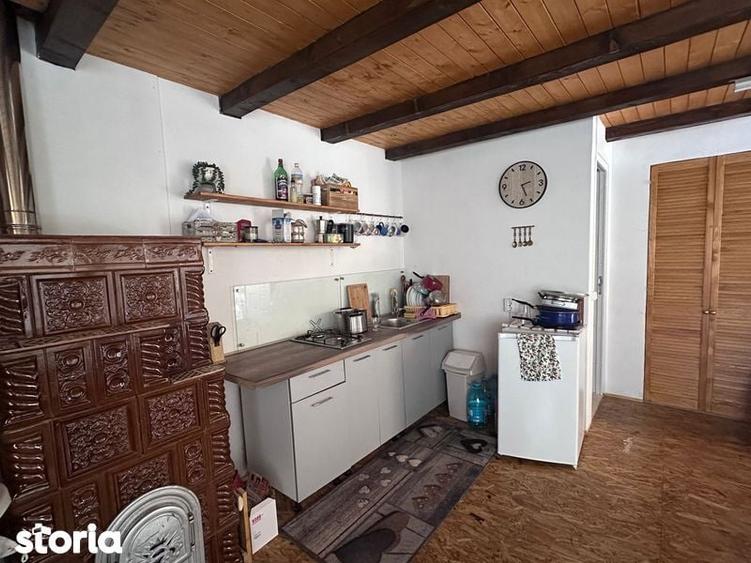 Casă cu 3 camere cu Teren 60 Mp în Băișoara