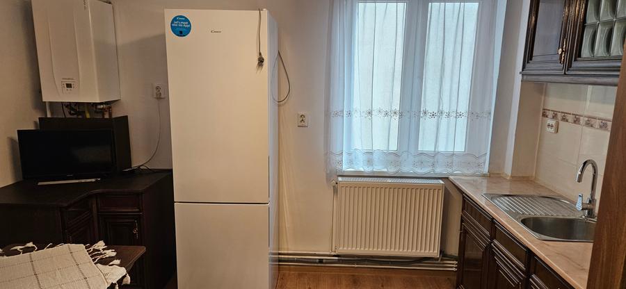 Apartament cu 4 camere decomandat în Kogălniceanu